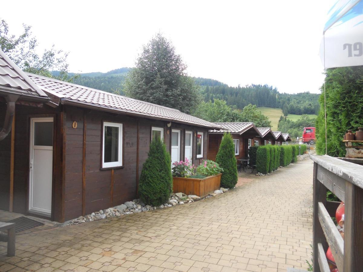 Pension, Camping & Biker Station Zur Deutschen Eiche Ciocanesti Zewnętrze zdjęcie